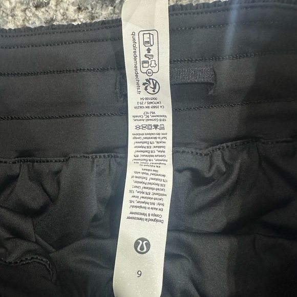 Lululemon Track That High-Rise Lined Short 5"
Black - Picture 5 of 5